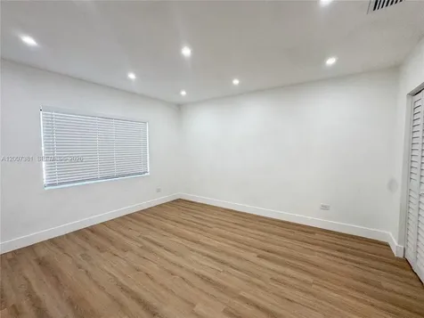 6322 NE 1st Place Miami FL 33138