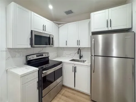 6322 NE 1st Place Miami FL 33138