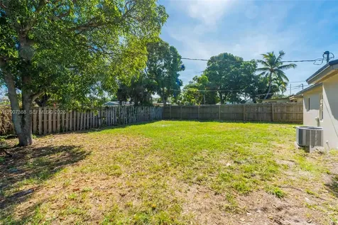 311 NW 12th Avenue Delray Beach FL 33444