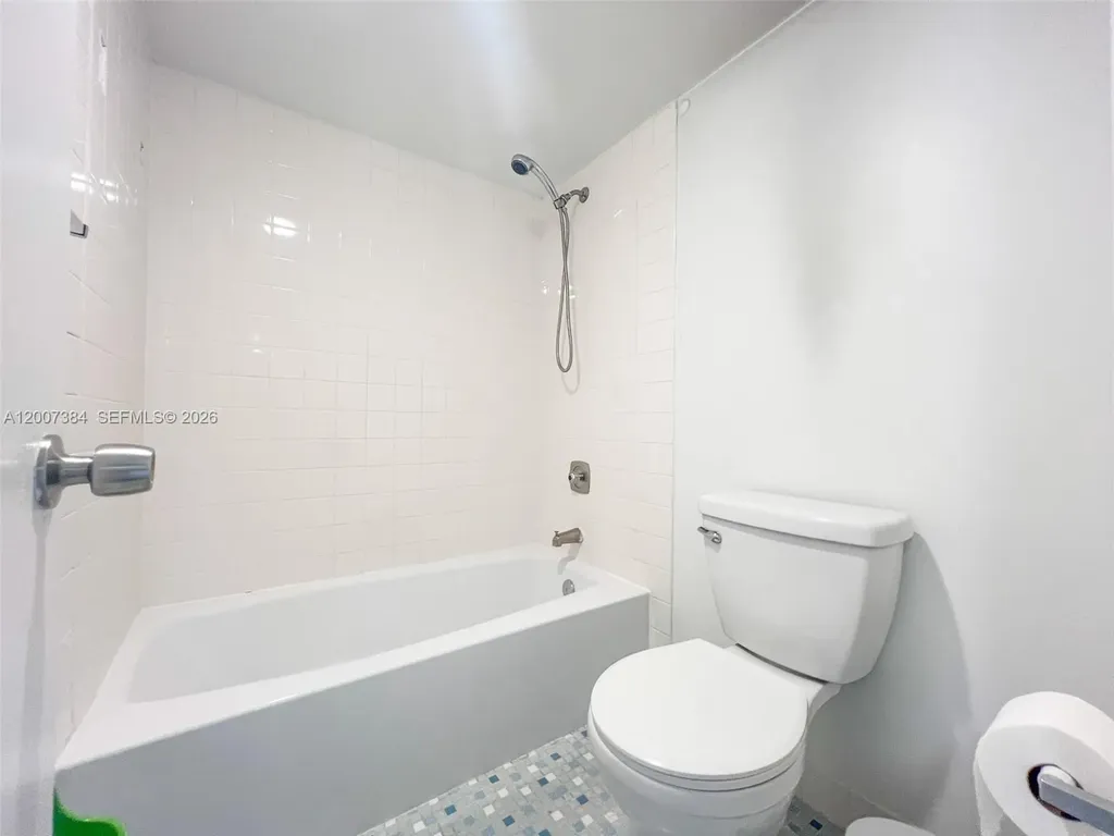 4015 W Palm Aire Drive Pompano Beach FL 33069