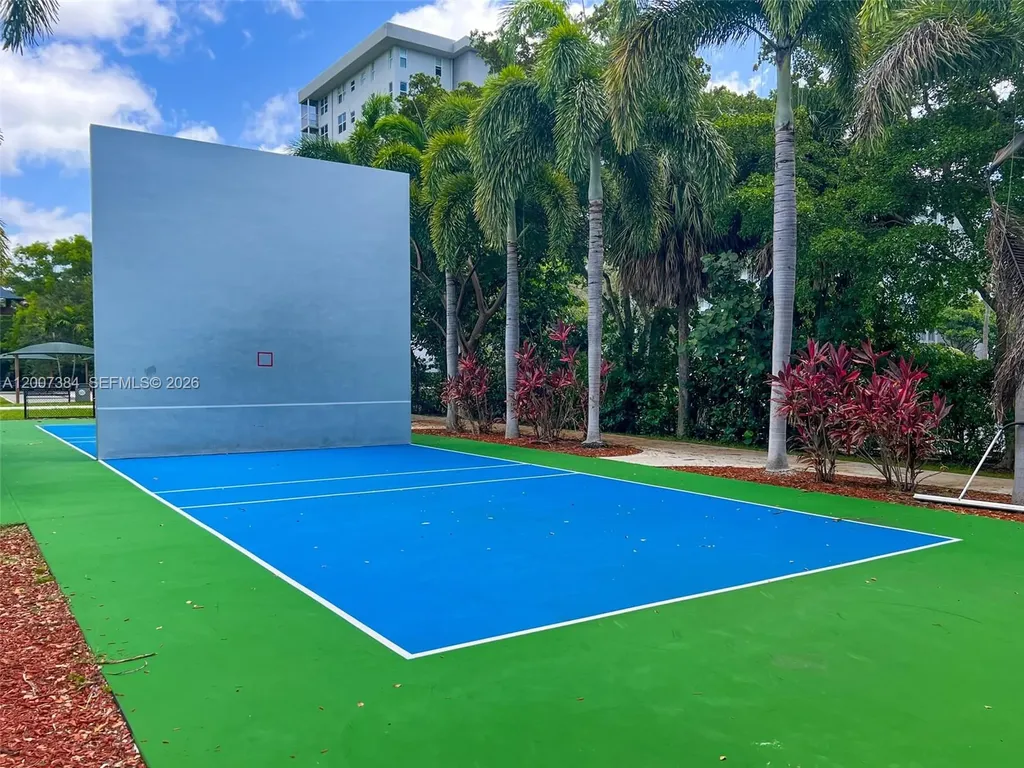 4015 W Palm Aire Drive Pompano Beach FL 33069