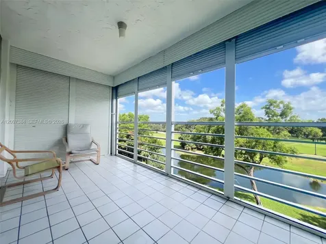4015 W Palm Aire Drive Pompano Beach FL 33069