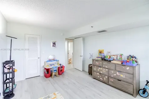 4015 W Palm Aire Drive Pompano Beach FL 33069