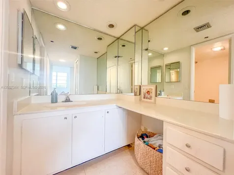 4015 W Palm Aire Drive Pompano Beach FL 33069