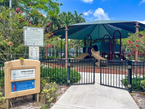 4015 W Palm Aire Drive Pompano Beach FL 33069