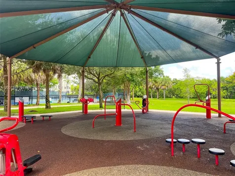 4015 W Palm Aire Drive Pompano Beach FL 33069