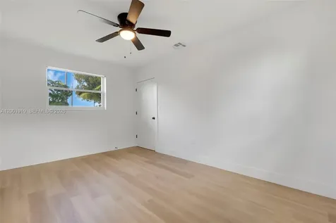7970 NW 176th Street Hialeah FL 33015