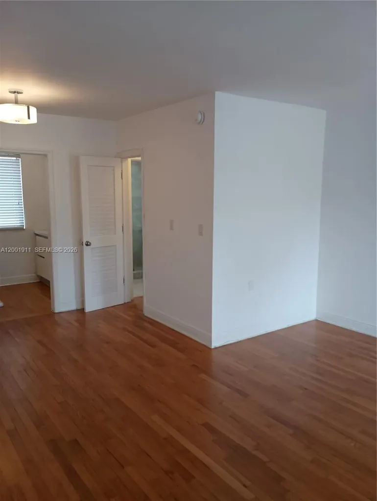 535 74 Miami Beach FL 33141