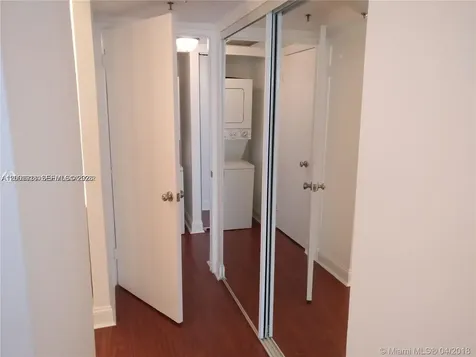 20515 E Country Club Drive Aventura FL 33180
