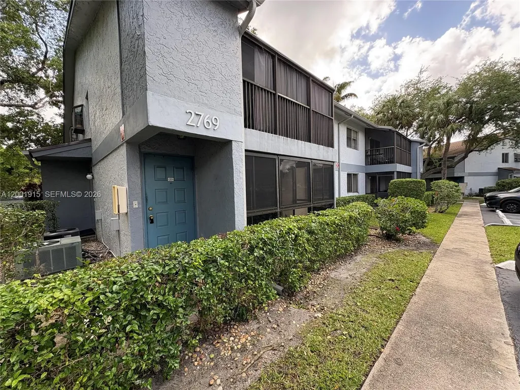 2769 S Oakland Forest Drive Oakland Park FL 33309