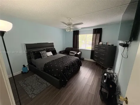 2769 S Oakland Forest Drive Oakland Park FL 33309