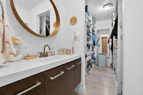 2940 SW 25th Terrace Miami FL 33133