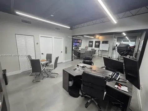 2429 Davie Boulevard Fort Lauderdale FL 33312