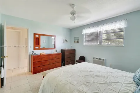 16801 NE 13th Avenue Miami FL 33162