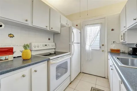 16801 NE 13th Avenue Miami FL 33162