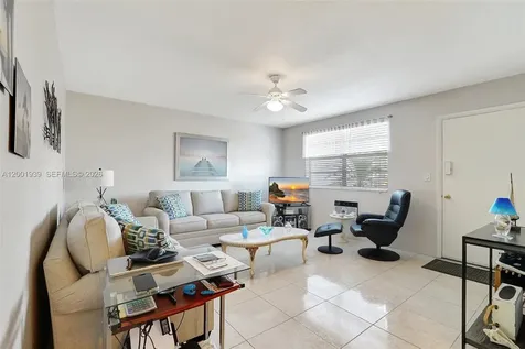 16801 NE 13th Avenue Miami FL 33162