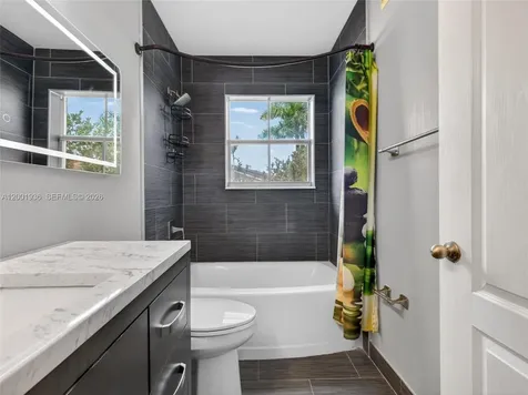 3004 SW 129th Way Miramar FL 33027