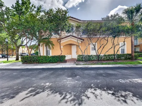 3004 SW 129th Way Miramar FL 33027