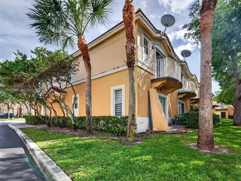 3004 SW 129th Way Miramar FL 33027
