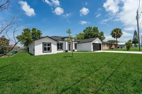 2857 SE Cabana Lane Port St. Lucie FL 34952
