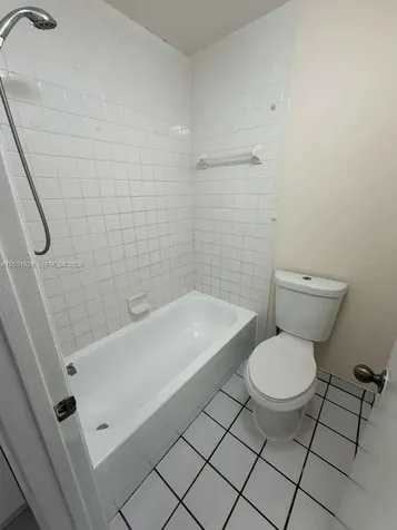 1034 W Jasmine Lane North Lauderdale FL 33068
