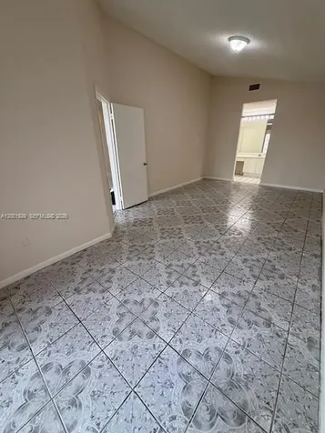 1034 W Jasmine Lane North Lauderdale FL 33068