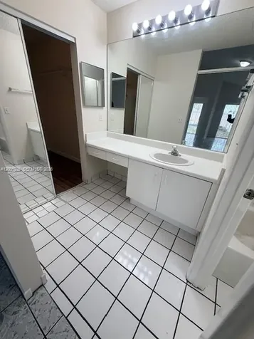 1034 W Jasmine Lane North Lauderdale FL 33068