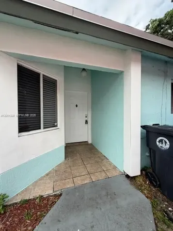 1034 W Jasmine Lane North Lauderdale FL 33068