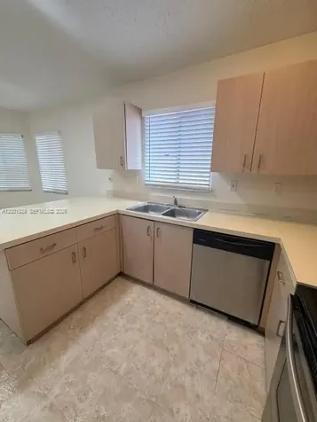 1034 W Jasmine Lane North Lauderdale FL 33068