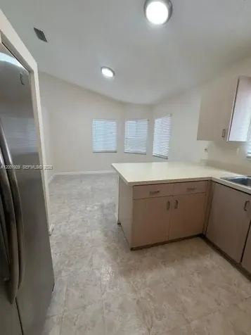 1034 W Jasmine Lane North Lauderdale FL 33068