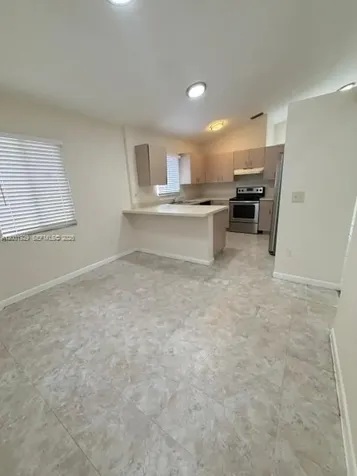 1034 W Jasmine Lane North Lauderdale FL 33068