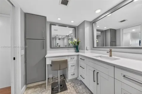 1905 N Ocean Boulevard Fort Lauderdale FL 33305