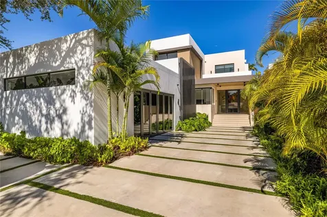 707 NE 77th Street Miami FL 33138