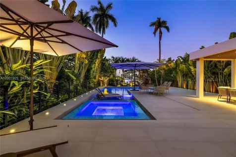 707 NE 77th Street Miami FL 33138