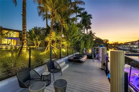 707 NE 77th Street Miami FL 33138