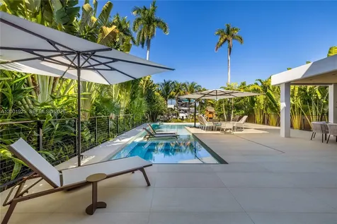 707 NE 77th Street Miami FL 33138