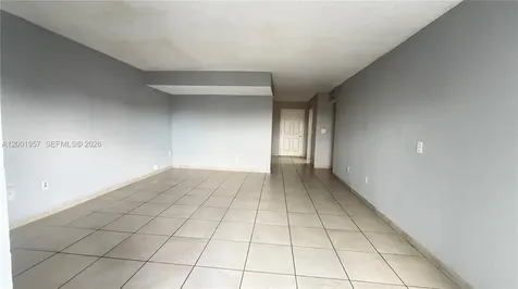9375 Fontainebleau Boulevard Miami FL 33172