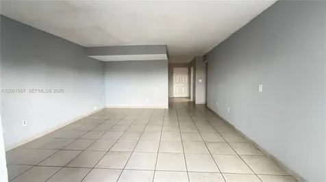 9375 Fontainebleau Boulevard Miami FL 33172