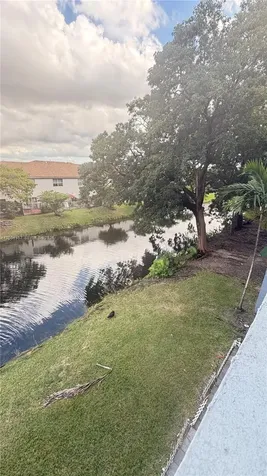 9375 Fontainebleau Boulevard Miami FL 33172