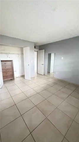 9375 Fontainebleau Boulevard Miami FL 33172