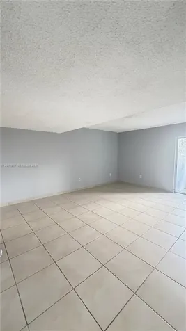 9375 Fontainebleau Boulevard Miami FL 33172