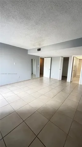 9375 Fontainebleau Boulevard Miami FL 33172