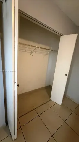 9375 Fontainebleau Boulevard Miami FL 33172
