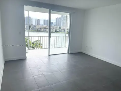 2861 Leonard Drive Aventura FL 33160