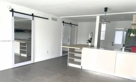 2861 Leonard Drive Aventura FL 33160