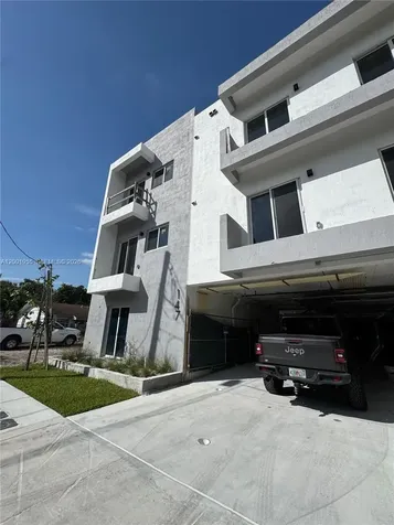 147 NW 59th Street Miami FL 33127