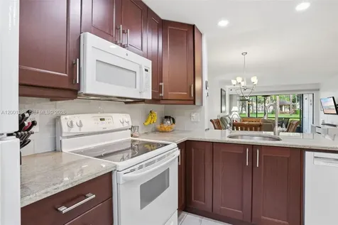 2225 SW 15th Street Deerfield Beach FL 33442