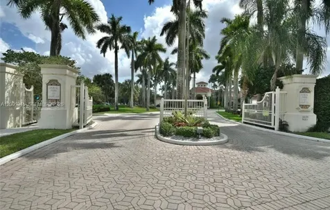 9725 NW 52nd Street Doral FL 33178