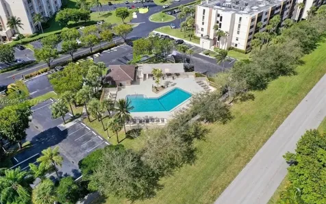 9725 NW 52nd Street Doral FL 33178