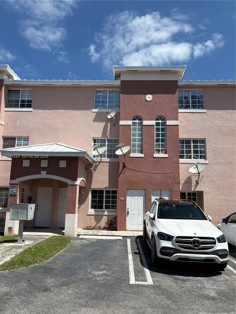 12035 SW 14th Street Miami FL 33184